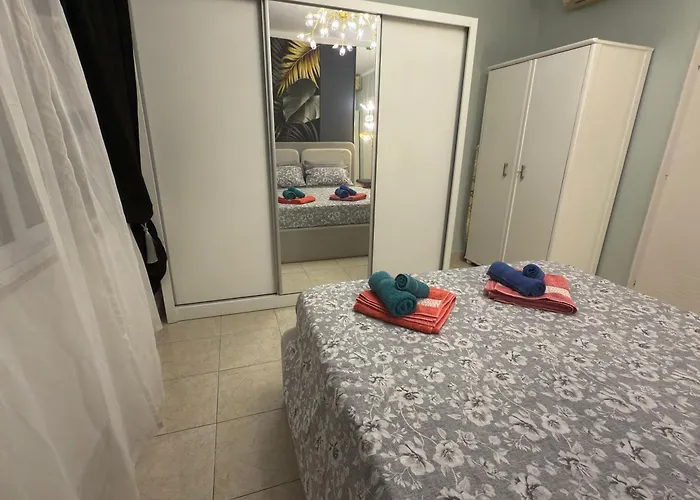 Casa *